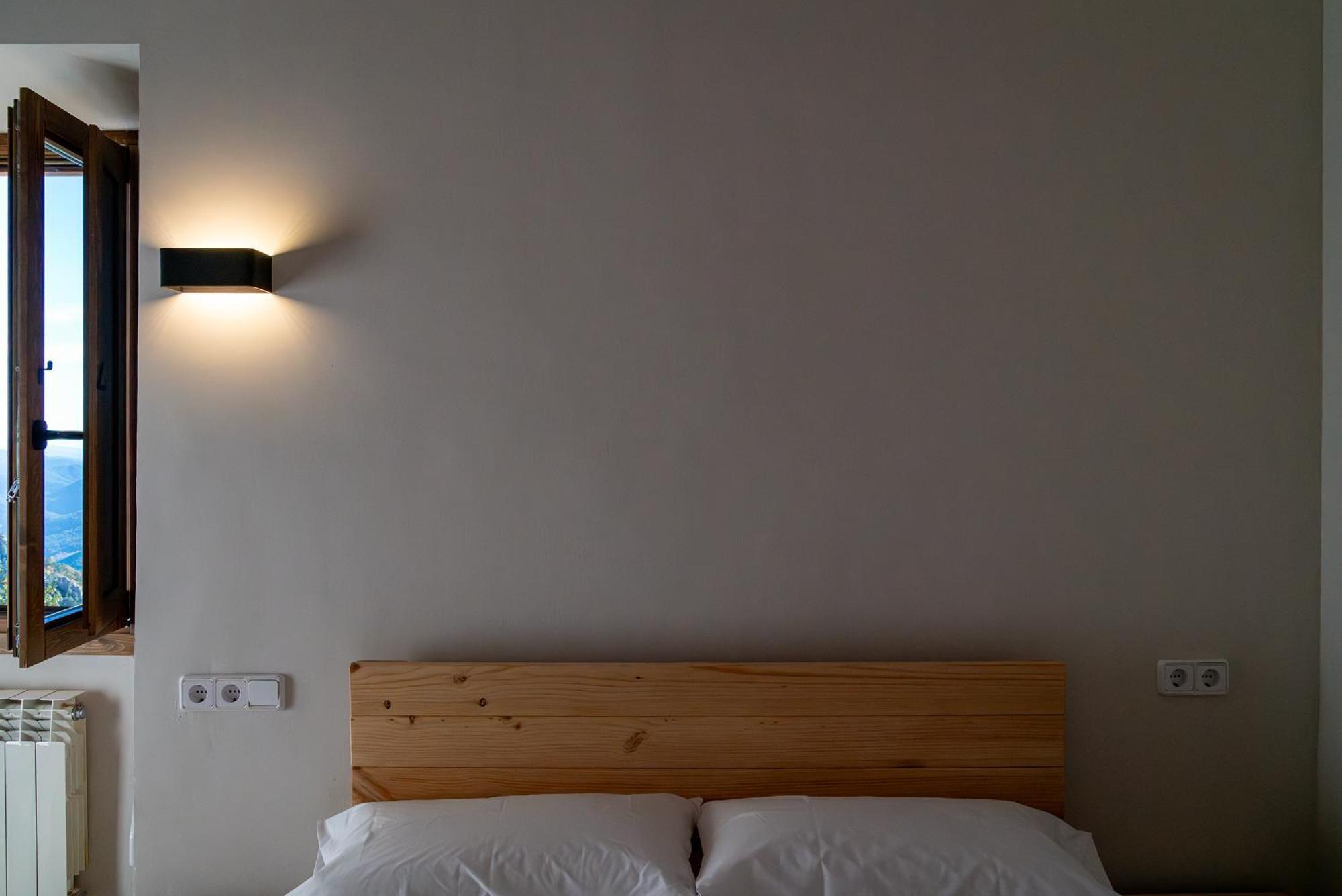 Santuari De Santa Maria De Montgrony Hotel Gombren ภายนอก รูปภาพ