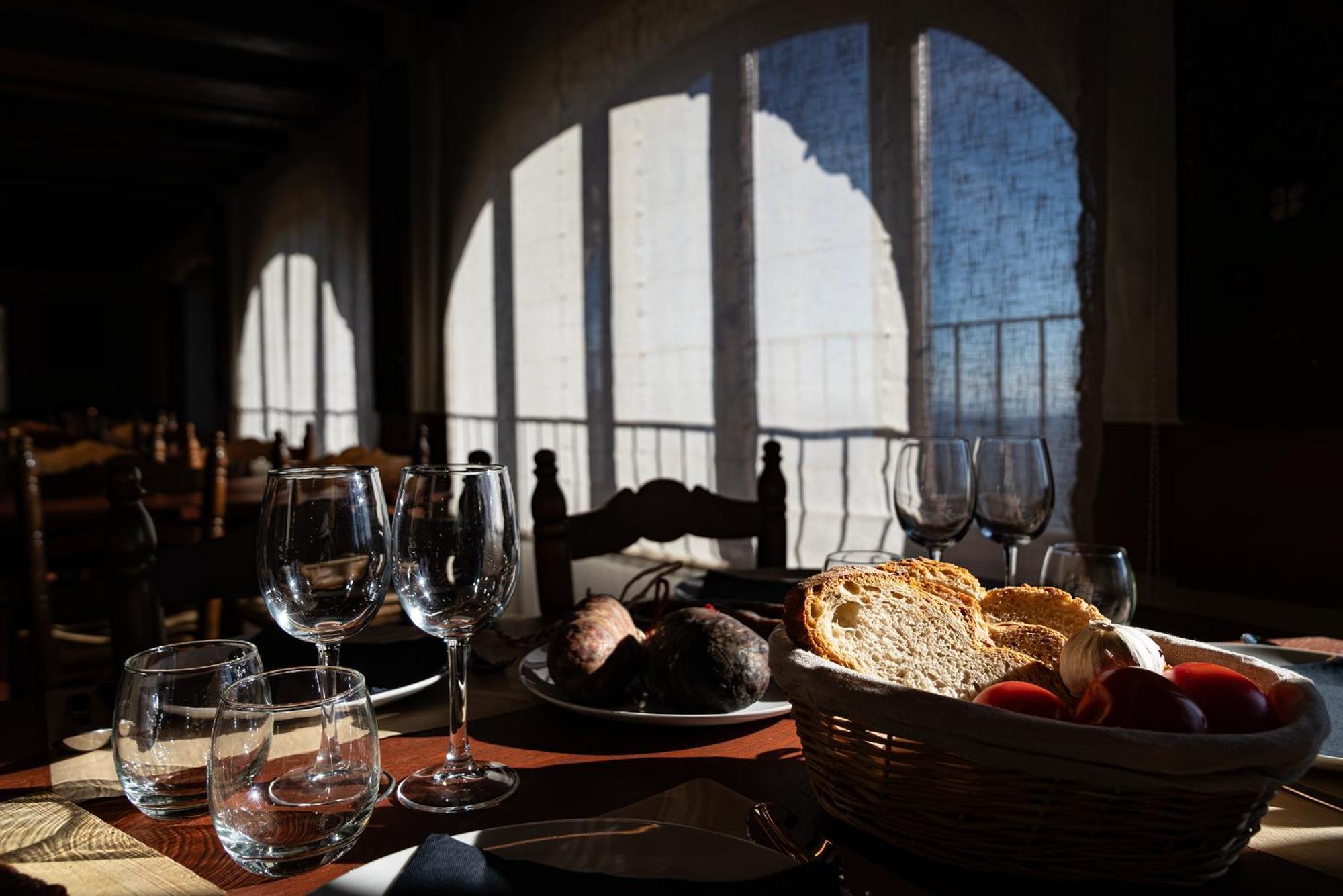 Santuari De Santa Maria De Montgrony Hotel Gombren ภายนอก รูปภาพ